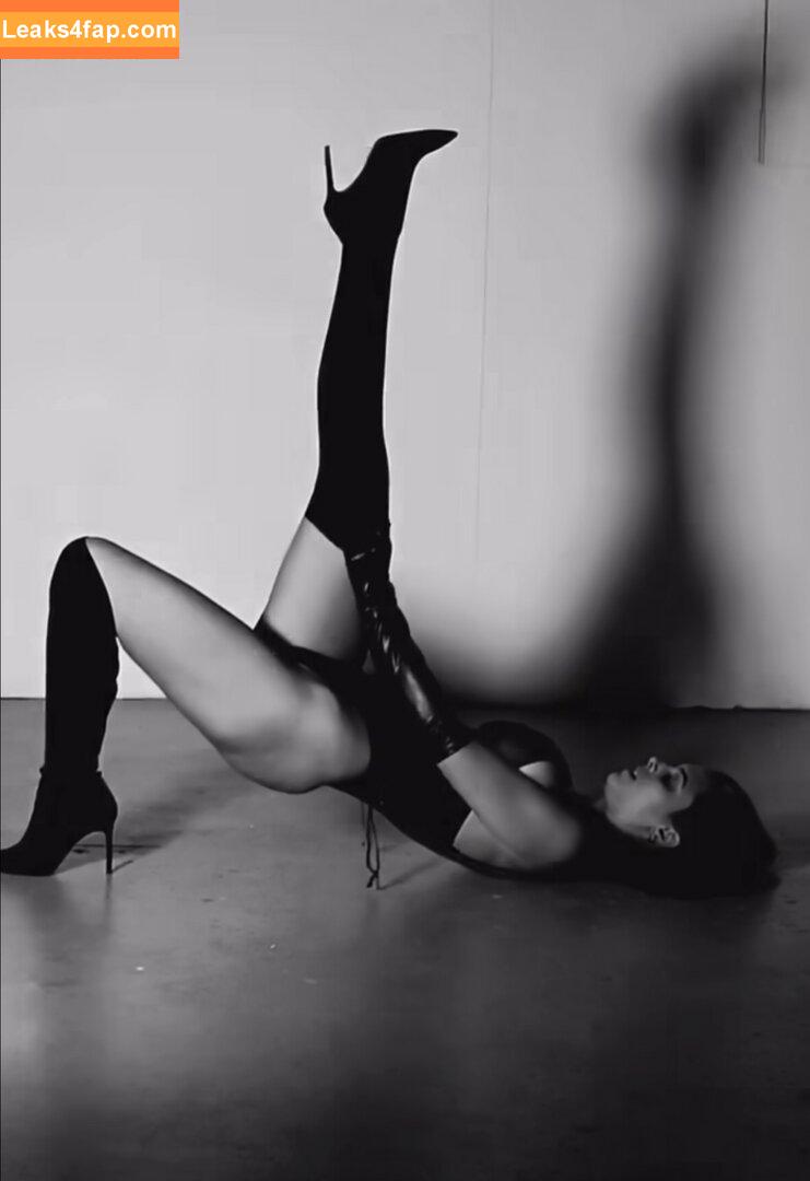 ___s.asha_ / _s.asha_ / s.asha / sasha ramirez / sashaswan / user leaked photo photo #0036