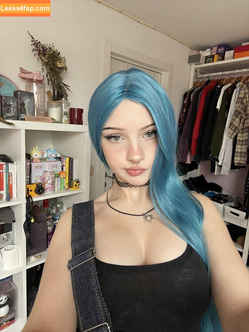 saabine777 / 4lkiraa / diedatmyhouse / ilovemybunnyakira / sabine_dede / valerine777 leaked photo photo #0067