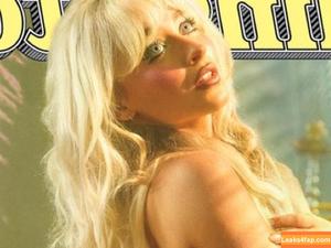 Sabrina Carpente photo #0021