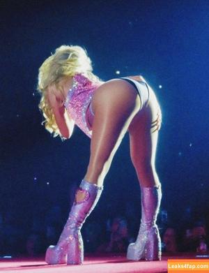 Sabrina Carpenter Ai Porn фото #0085