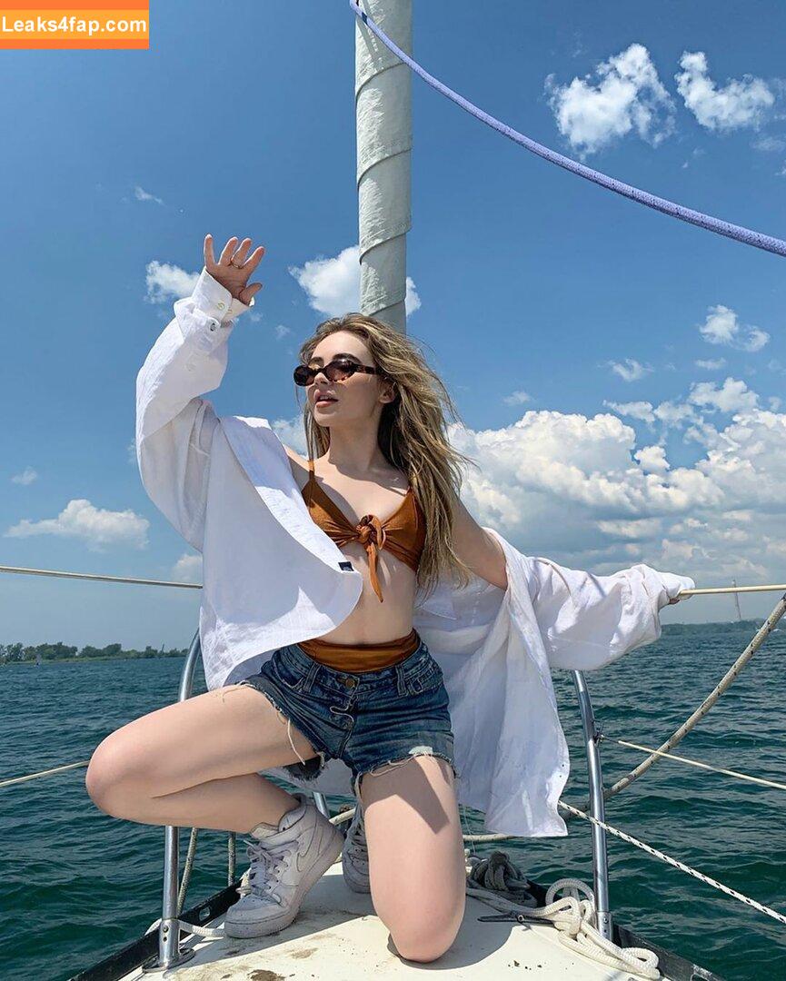 Sabrina Carpenter / https: / sabrinacarpenter слитое фото фото #0005