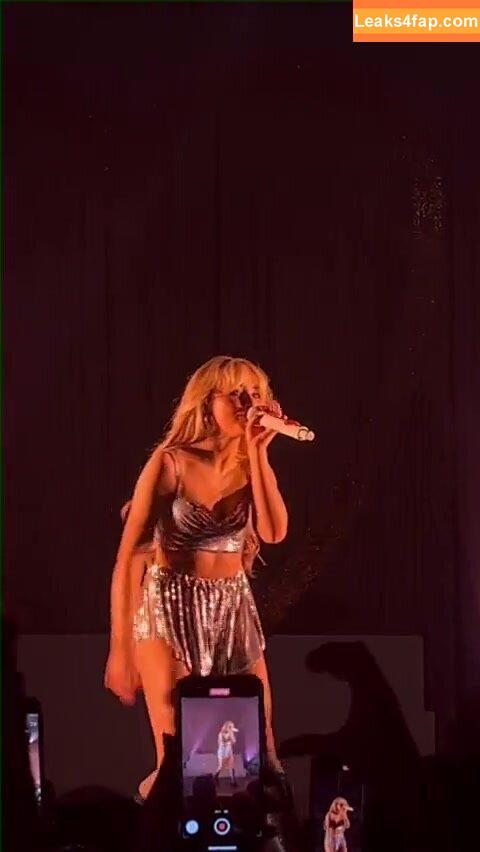 Sabrina Carpenter / https: / sabrinacarpenter слитое фото фото #0272
