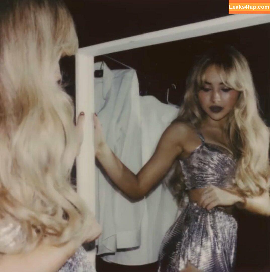 Sabrina Carpenter / https: / sabrinacarpenter слитое фото фото #0276