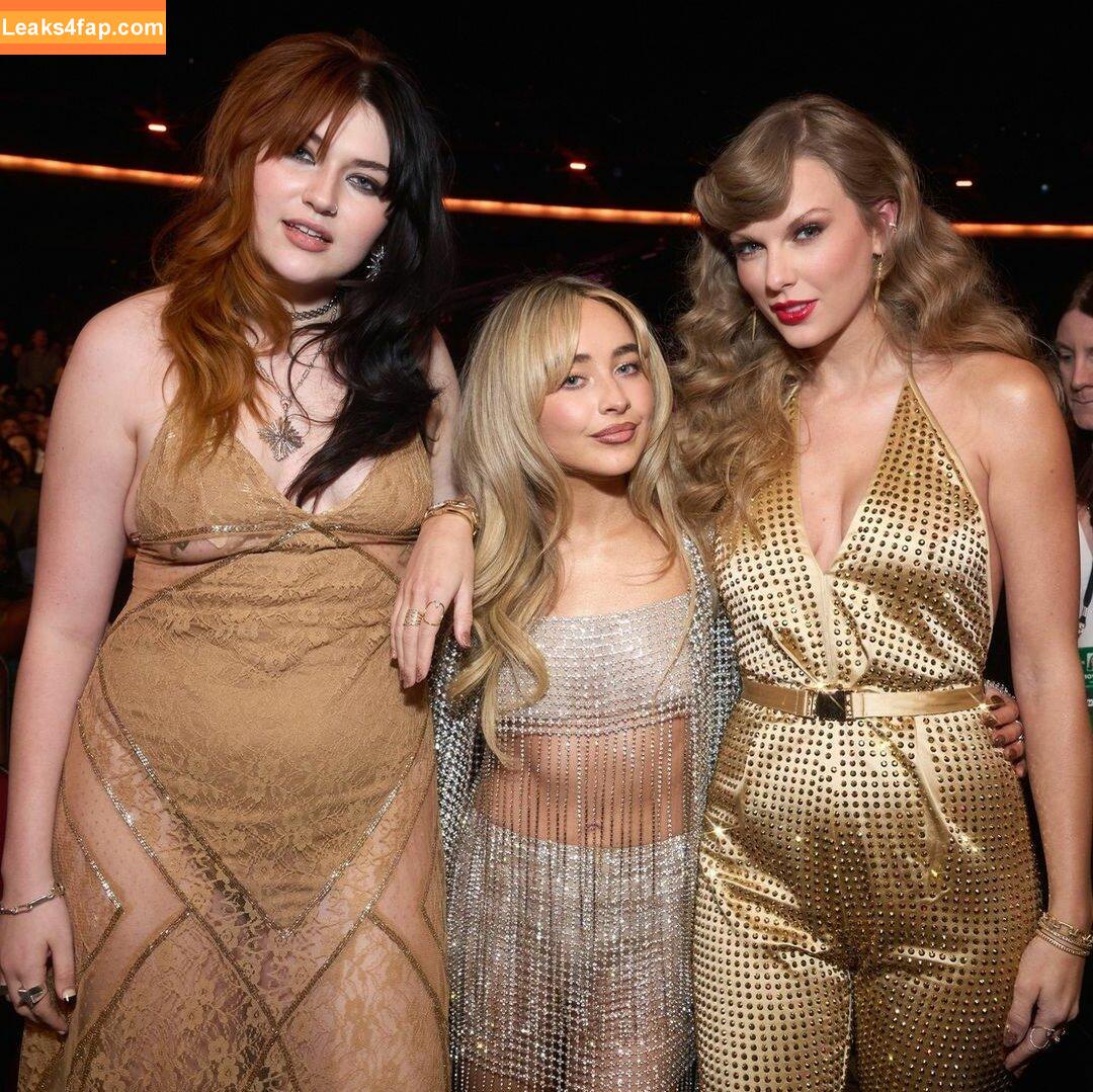 Sabrina Carpenter / https: / sabrinacarpenter слитое фото фото #0327
