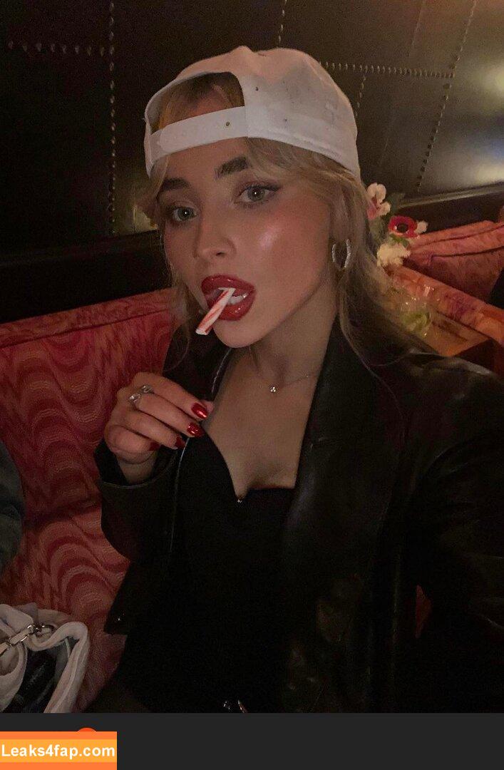 Sabrina Carpenter / https: / sabrinacarpenter слитое фото фото #0384
