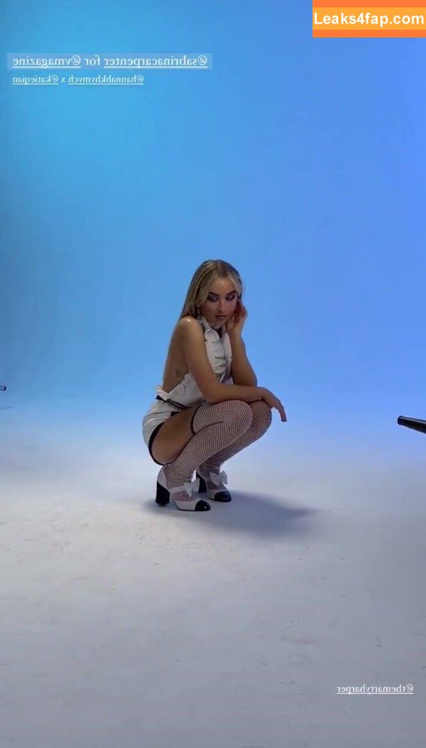 Sabrina Carpenter / https: / sabrinacarpenter слитое фото фото #0399