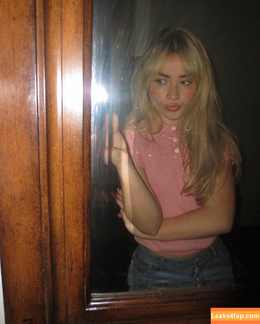 Sabrina Carpenter / sabrinacarpenter leaked photo photo #0858