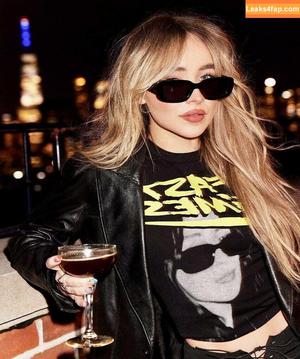 Sabrina Carpenter фото #0063