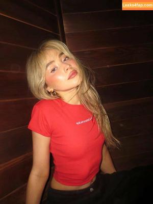 Sabrina Carpenter фото #0111