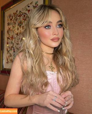 Sabrina Carpenter фото #0117
