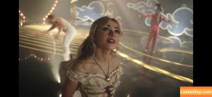 Sabrina Carpenter фото #0121