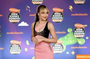 Sabrina Carpenter фото #0134
