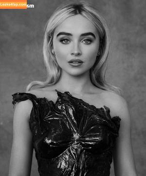 Sabrina Carpenter фото #0469