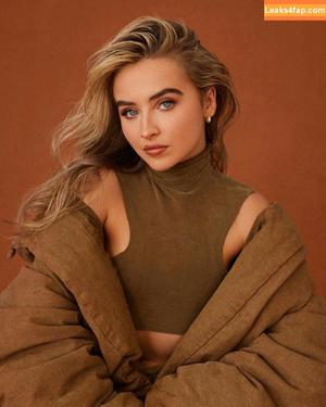 Sabrina Carpenter фото #0477