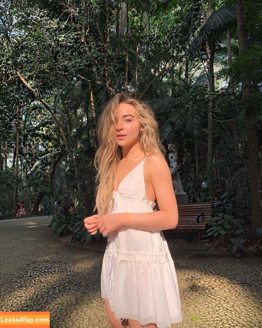 Sabrina Carpenter / sabrinacarpenter leaked photo photo #2039