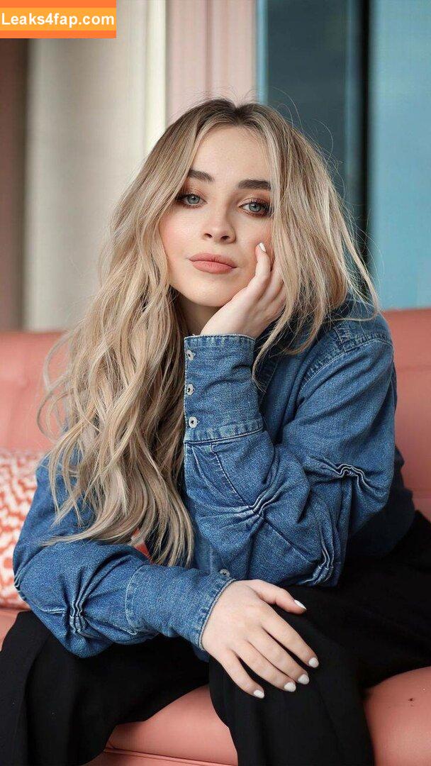 Sabrina Carpenter / sabrinacarpenter leaked photo photo #2040