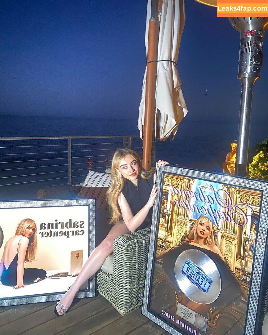 Sabrina Carpenter / sabrinacarpenter leaked photo photo #2064