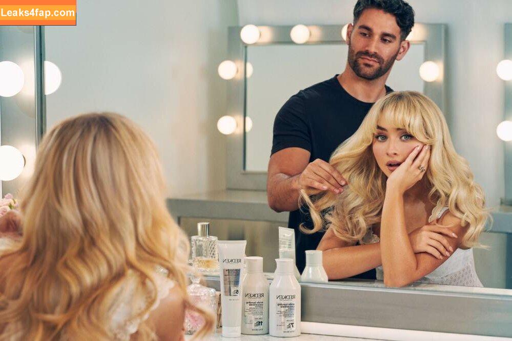 Sabrina Carpenter / https: / sabrinacarpenter leaked photo photo #2914