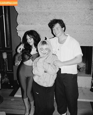 Sabrina Carpenter photo #2857