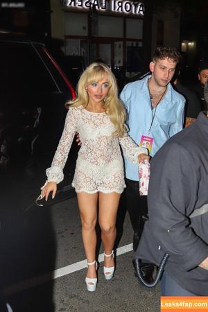 Sabrina Carpenter photo #2924