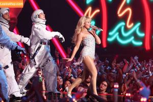 Sabrina Carpenter photo #2977