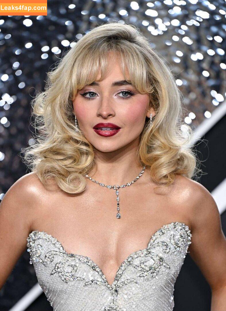 Sabrina Carpenter / https: / sabrinacarpenter leaked photo photo #3048