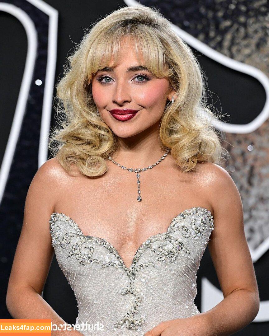 Sabrina Carpenter / https: / sabrinacarpenter leaked photo photo #3051