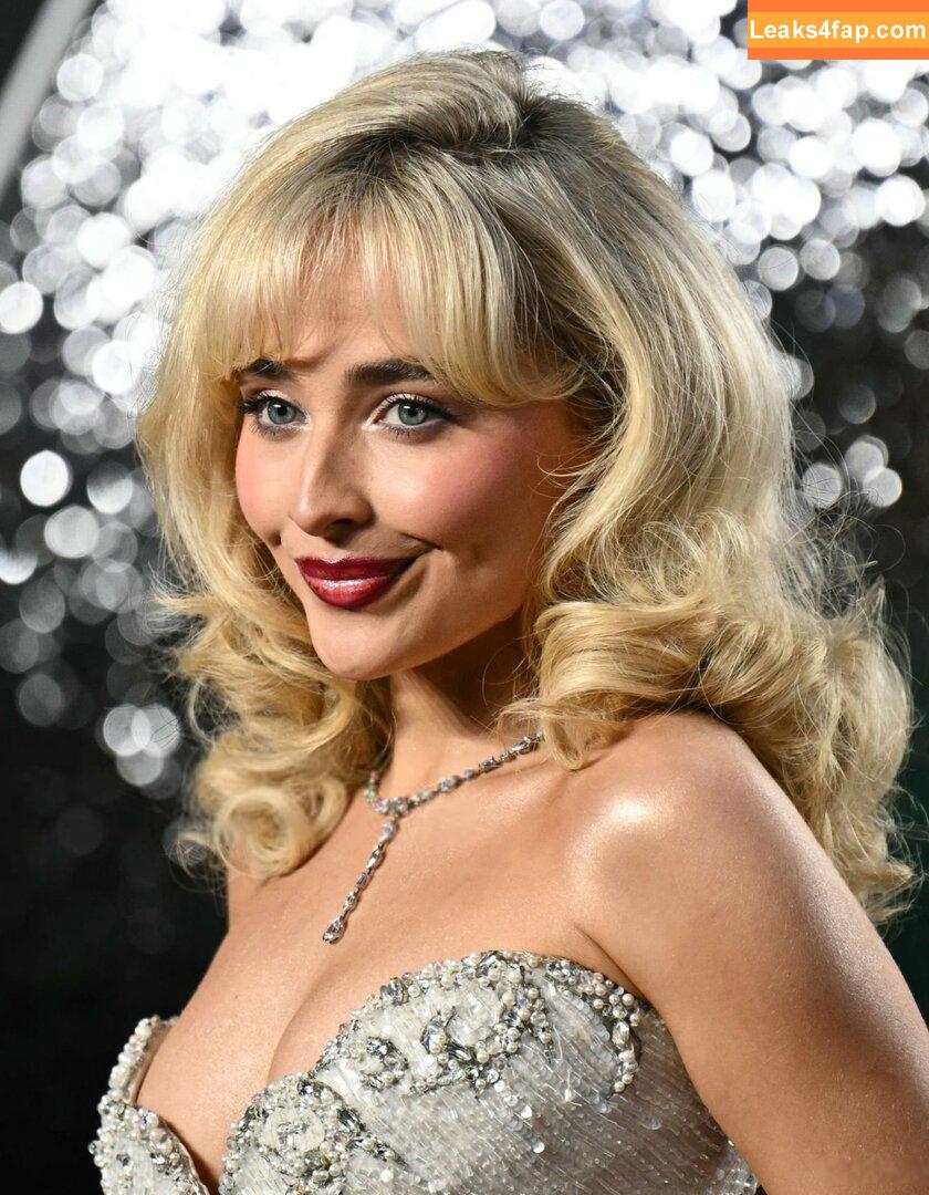 Sabrina Carpenter / https: / sabrinacarpenter leaked photo photo #3065