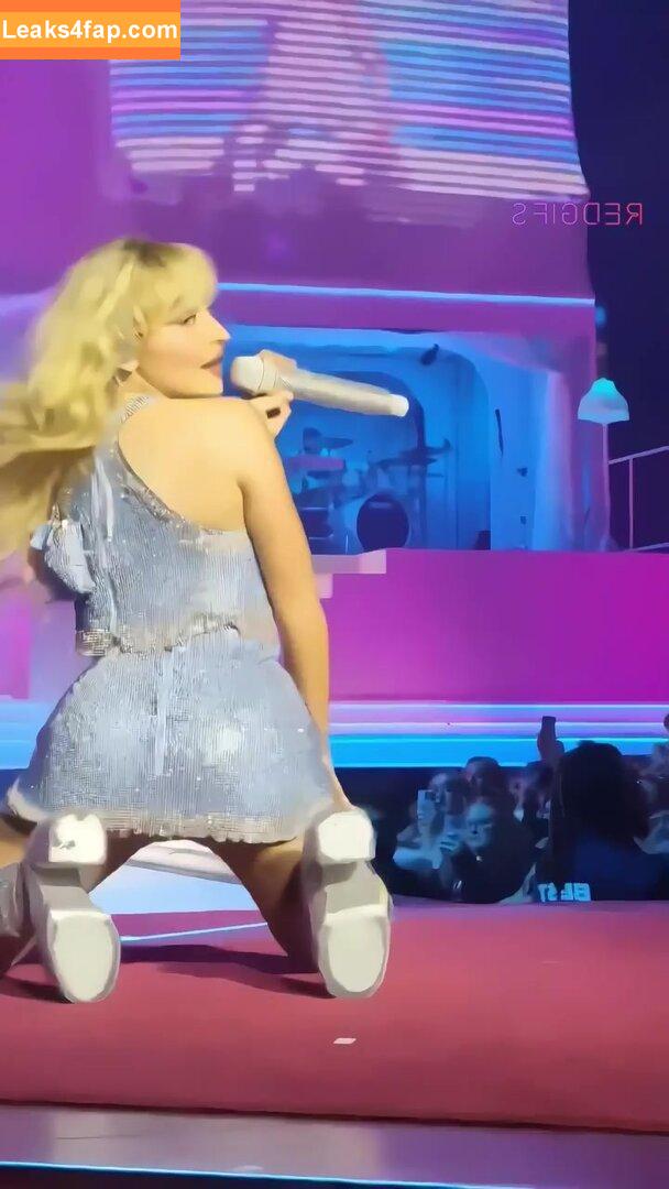 Sabrina Carpenter / https: / sabrinacarpenter leaked photo photo #3120