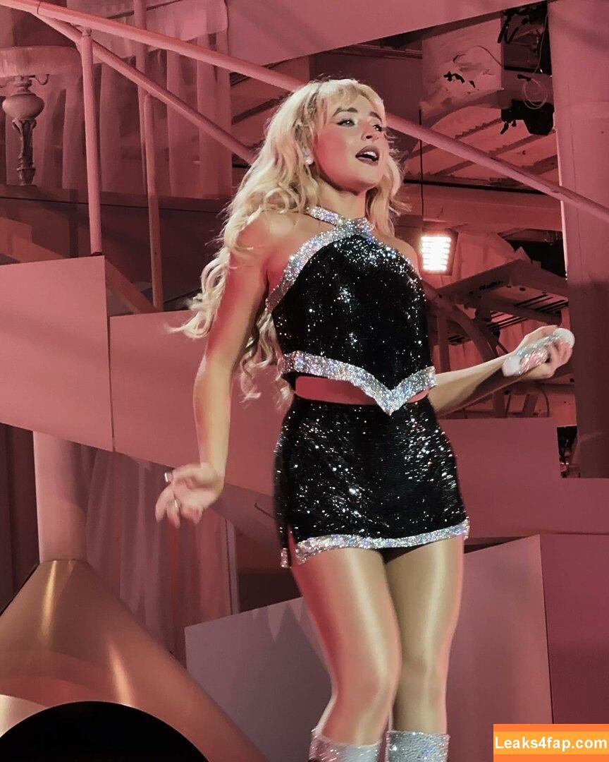 Sabrina Carpenter / https: / sabrinacarpenter leaked photo photo #3152