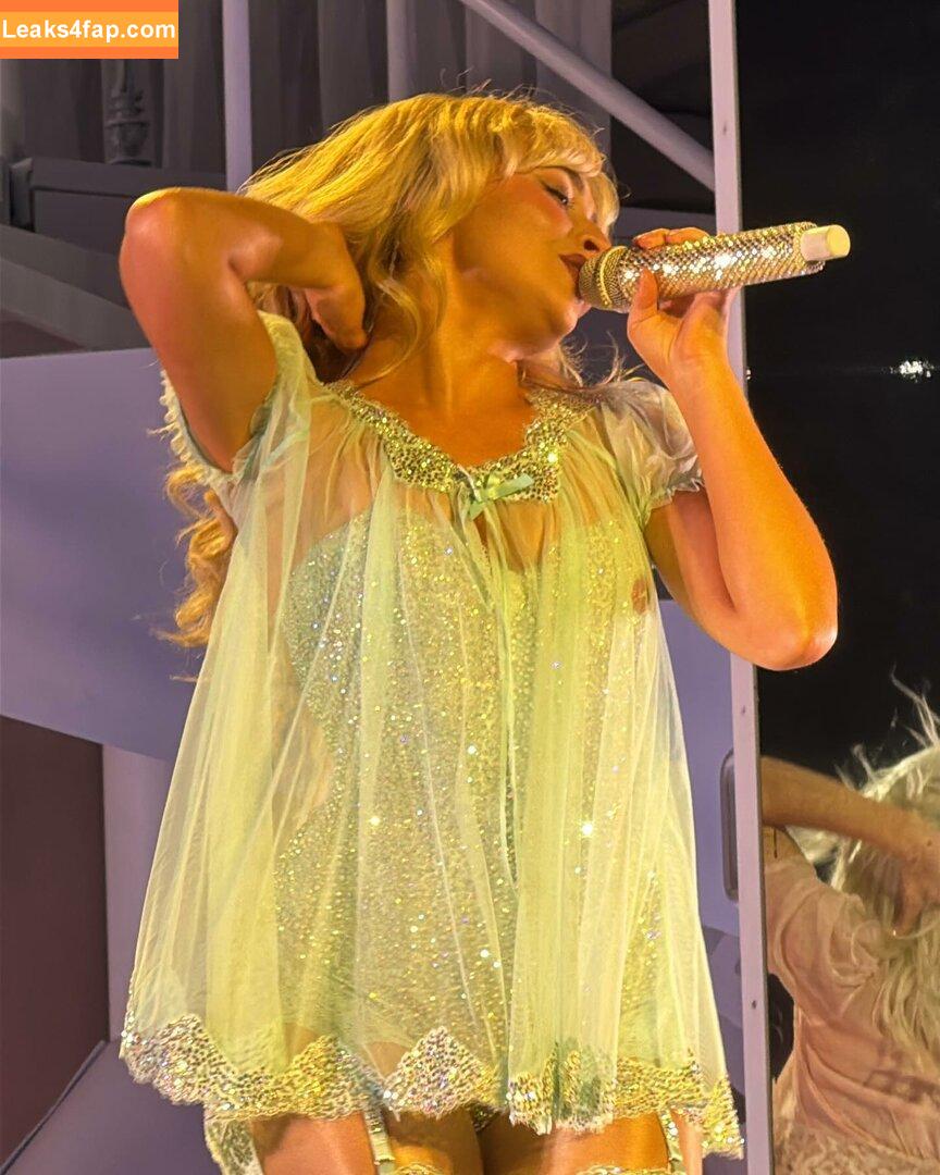 Sabrina Carpenter / https: / sabrinacarpenter leaked photo photo #3162