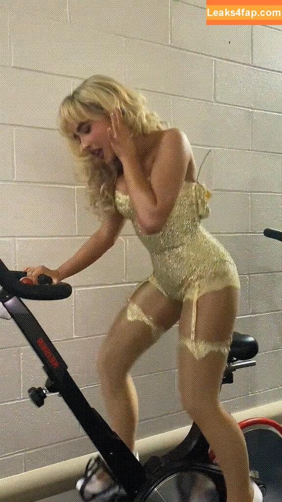 Sabrina Carpenter / https: / sabrinacarpenter leaked photo photo #3234