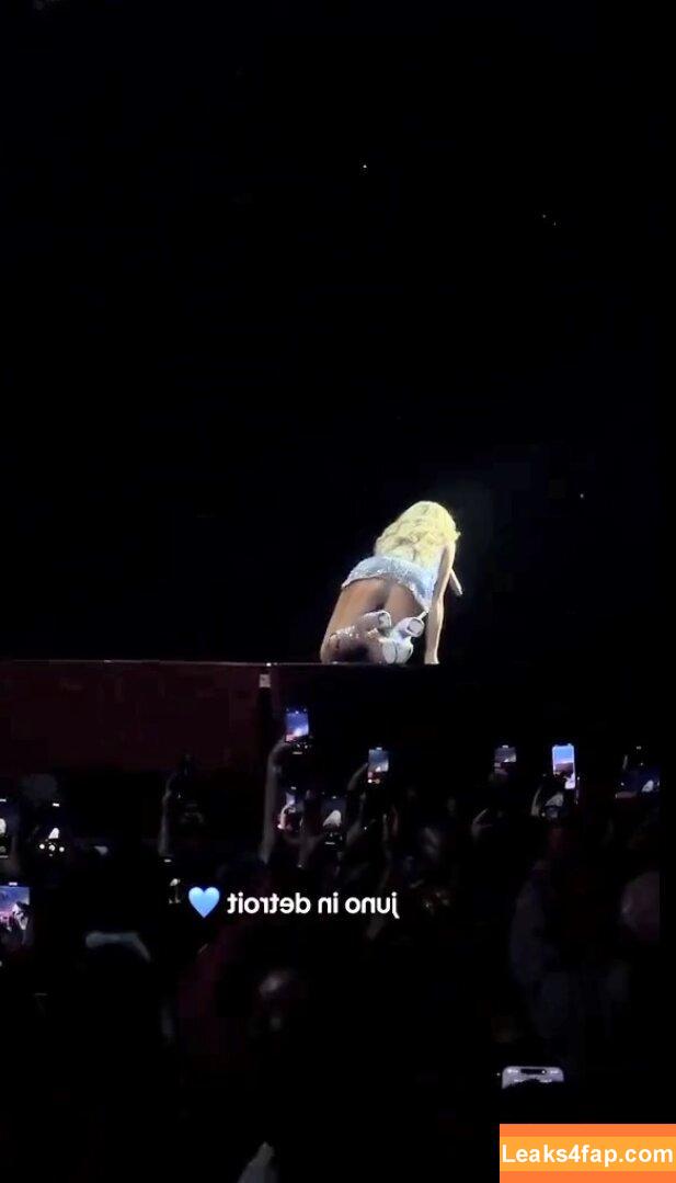 Sabrina Carpenter / https: / sabrinacarpenter слитое фото фото #3261