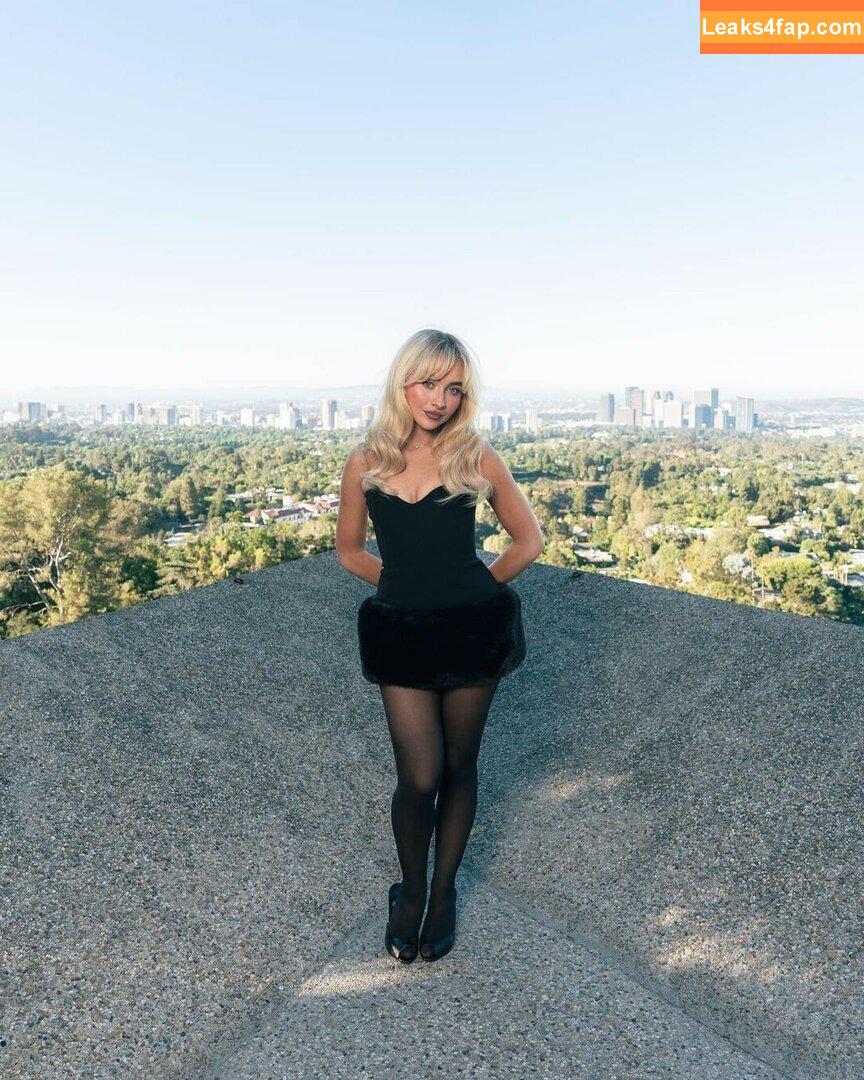 Sabrina Carpenter / https: / sabrinacarpenter слитое фото фото #3293