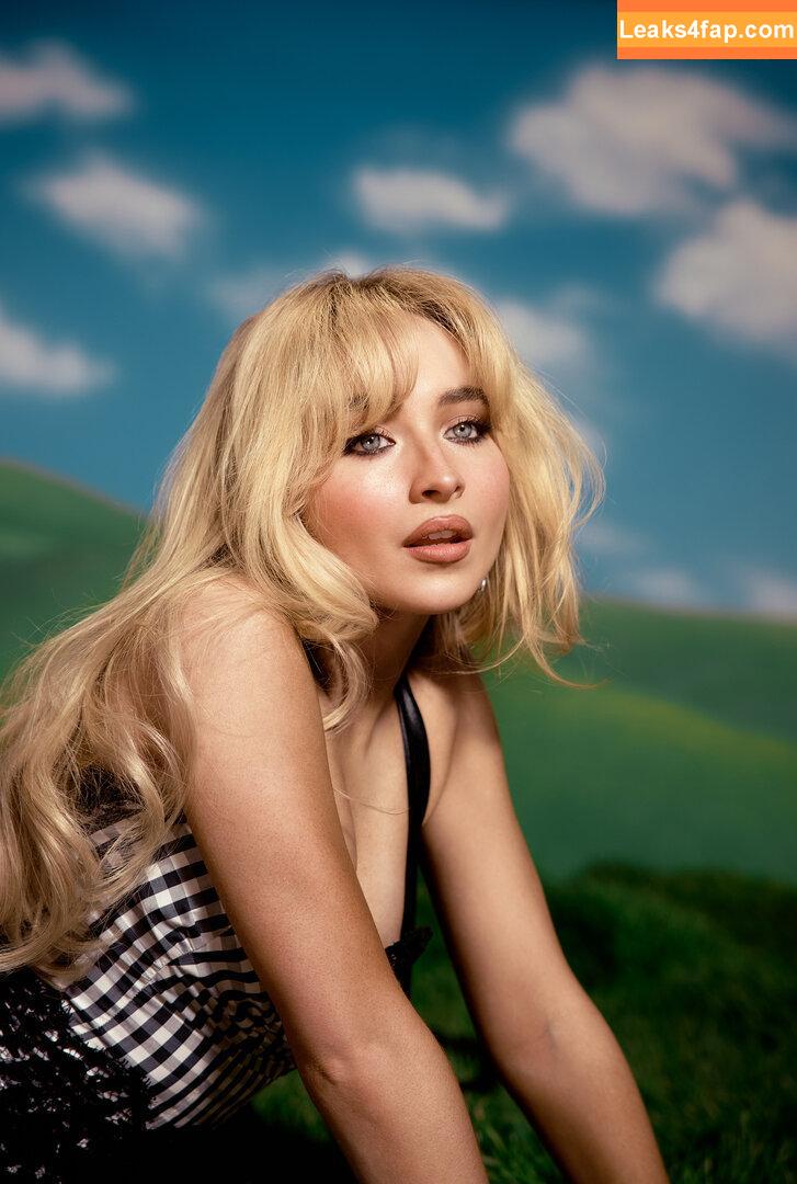 Sabrina Carpenter / https: / sabrinacarpenter слитое фото фото #3298