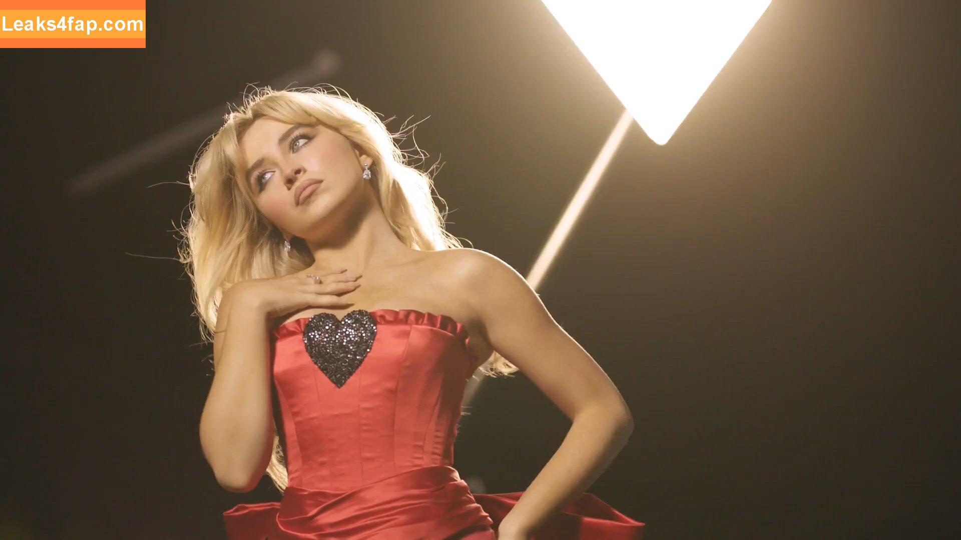 Sabrina Carpenter / https: / sabrinacarpenter leaked photo photo #3308