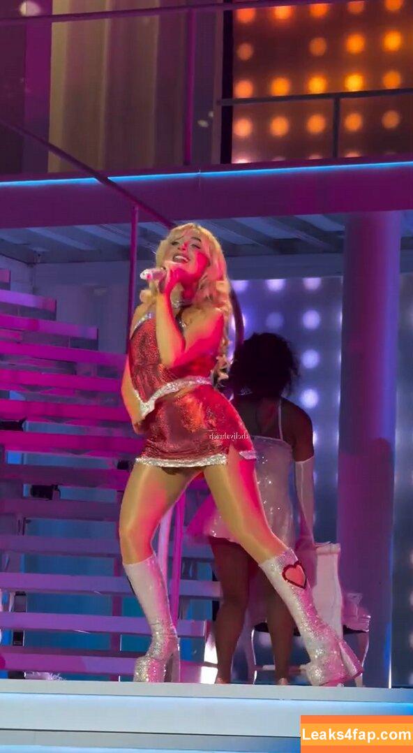 Sabrina Carpenter / SabrinaAnnLynn / sabrinacarpenter leaked photo photo #3463