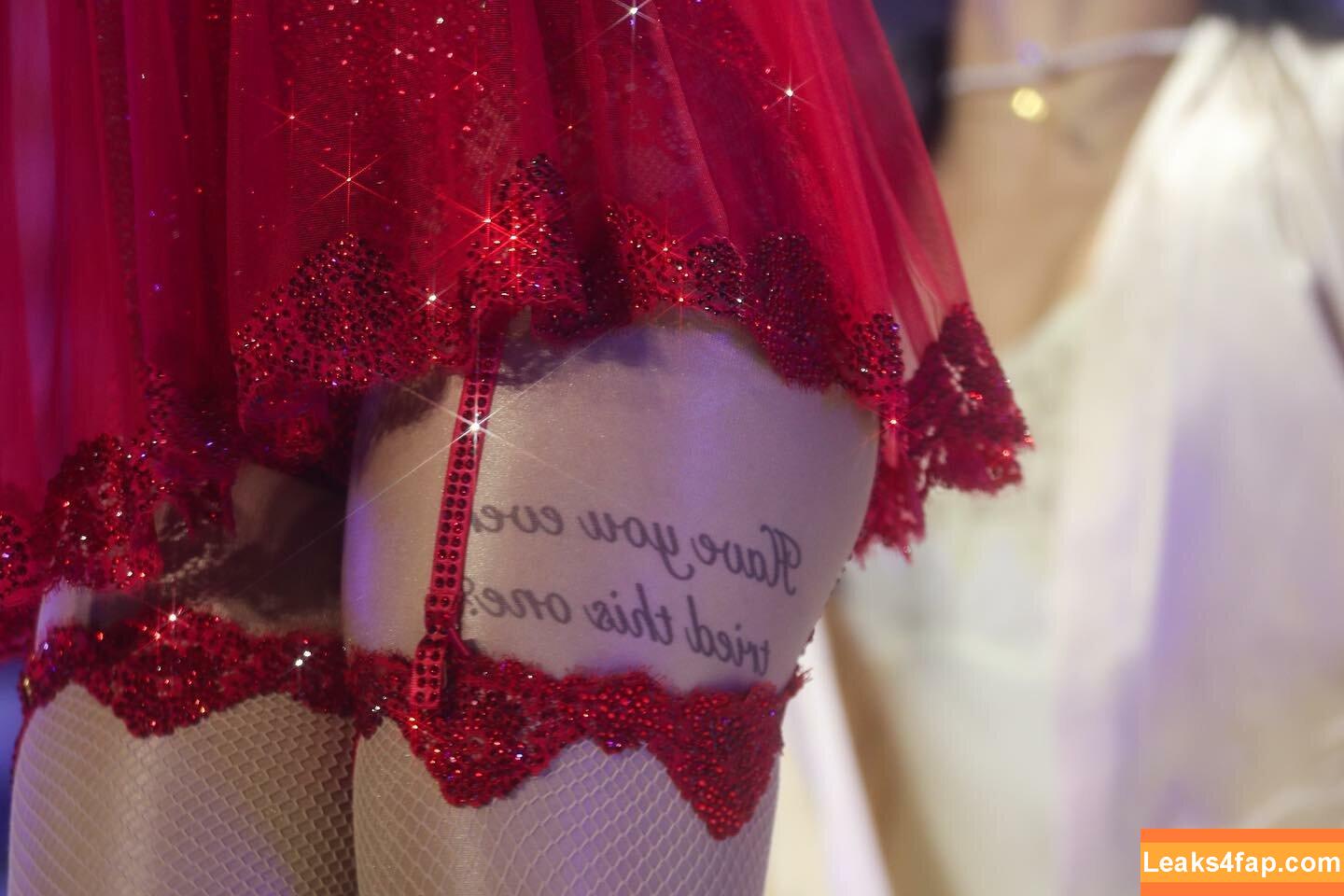 Sabrina Carpenter / SabrinaAnnLynn / sabrinacarpenter leaked photo photo #3693