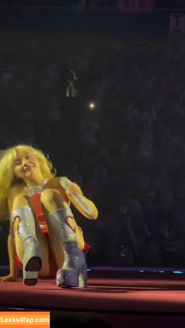 Sabrina Carpenter / SabrinaAnnLynn / sabrinacarpenter leaked photo photo #3873