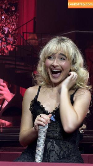 Sabrina Carpenter photo #3117