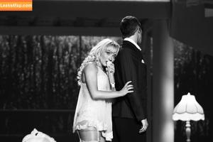 Sabrina Carpenter photo #3267