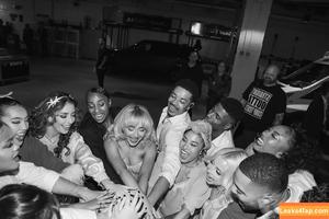 Sabrina Carpenter photo #3269