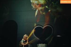 Sabrina Carpenter photo #3271