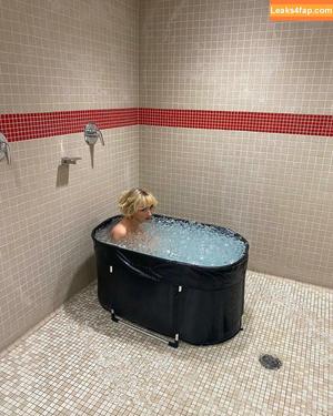 Sabrina Carpenter photo #3348