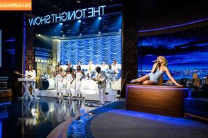 Sabrina Carpenter photo #3389