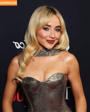 Sabrina Carpenter photo #3432