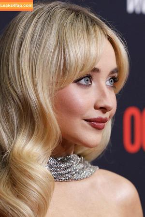 Sabrina Carpenter photo #3525