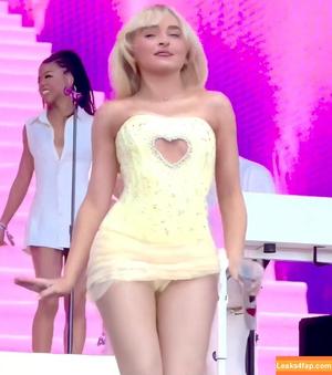 Sabrina Carpenter photo #3589