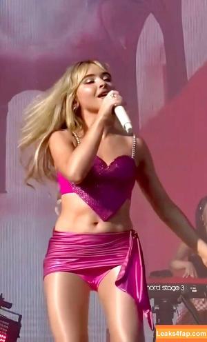 Sabrina Carpenter photo #3595