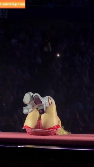 Sabrina Carpenter photo #3878